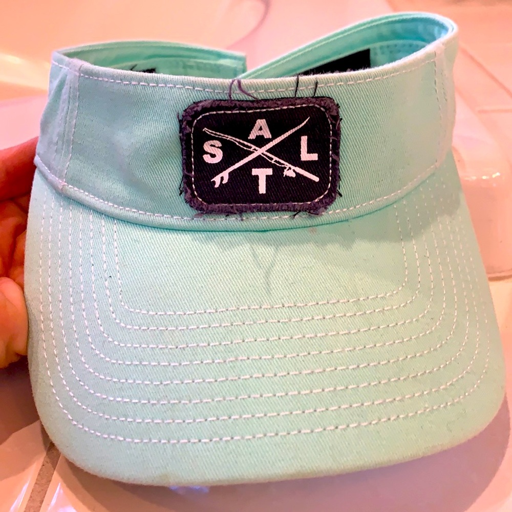 Salt life tennis cap; like new;perfect condition